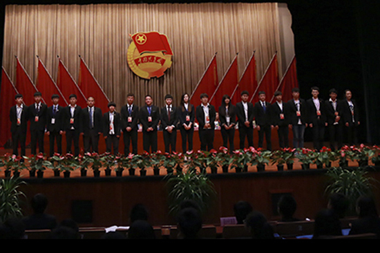 1刘子铭修新一届伟德bv国际体育学生委员会委员.jpg